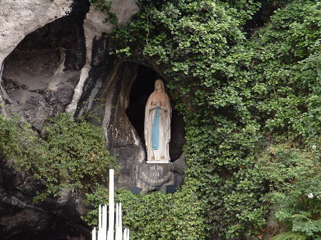 1208Lourdes.jpg