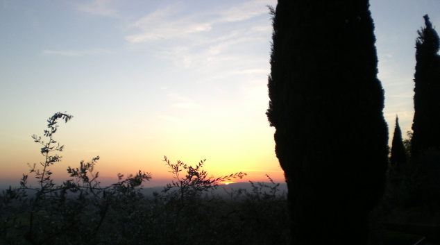 Sunset%20in%20Assisi.JPG